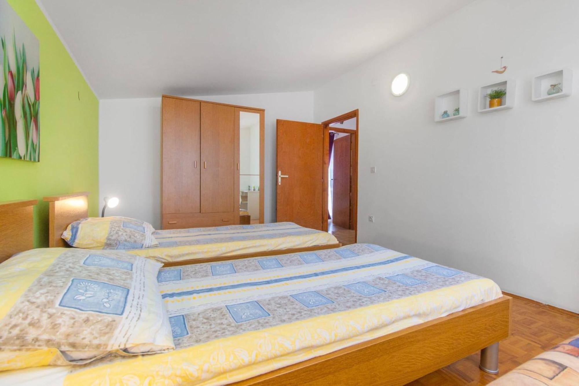 Apartments Alaga Tribunj  Bagian luar foto