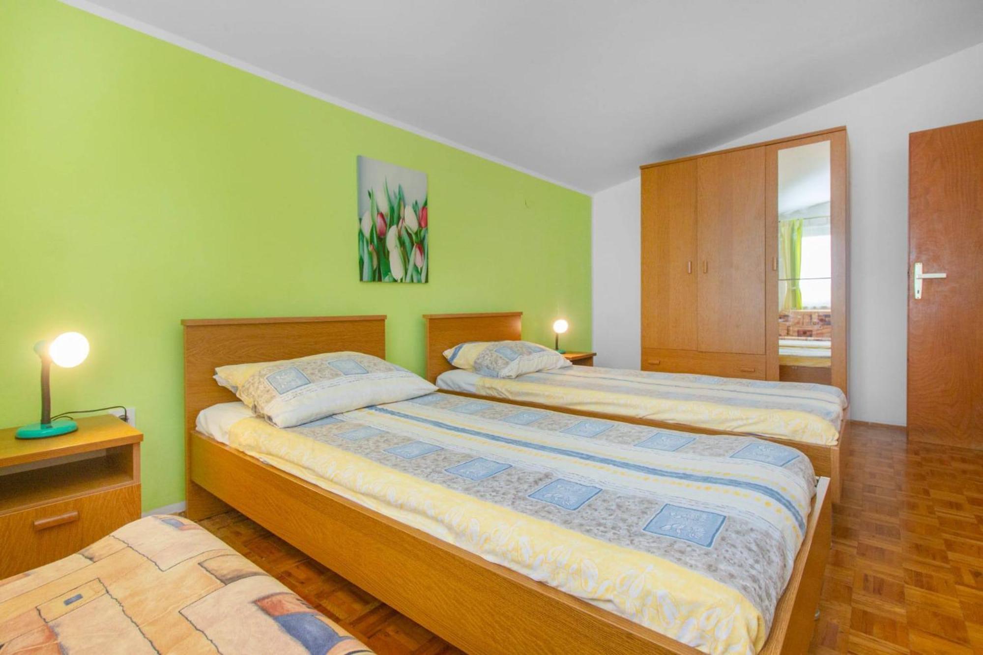 Apartments Alaga Tribunj  Bagian luar foto